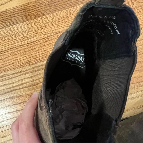 Thursday Boot Company Duchess Chelsea Boots dark olive suede Women’s 6.5 - Picture 7 of 8